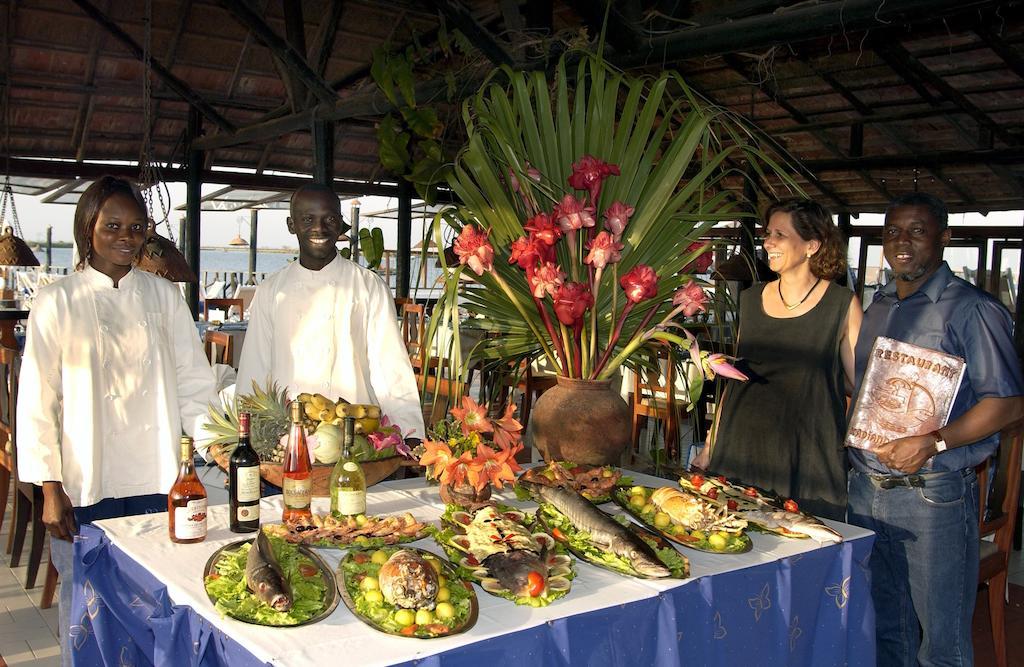 Hotel Kadiandoumagne Ziguinchor Exteriör bild